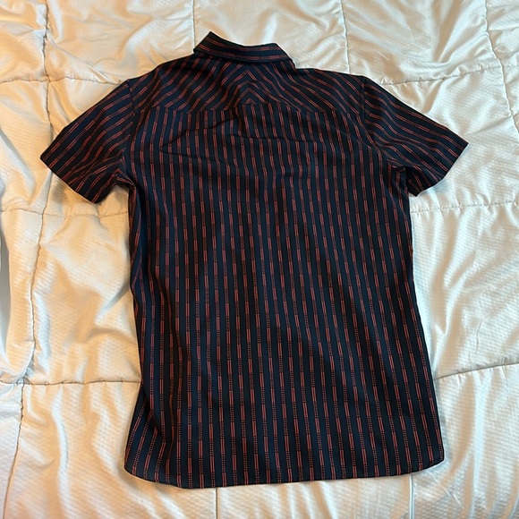 Men’s Perry Ellis Size Small Button Up Dress Shirt - Picture 2 of 4